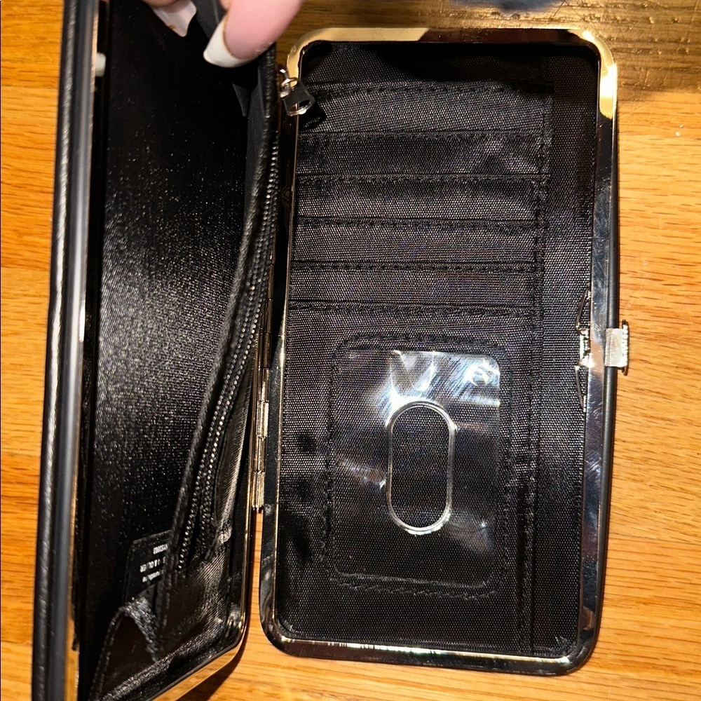 Buckle-Down Minnie Mouse Wallet - Picture 4 of 5